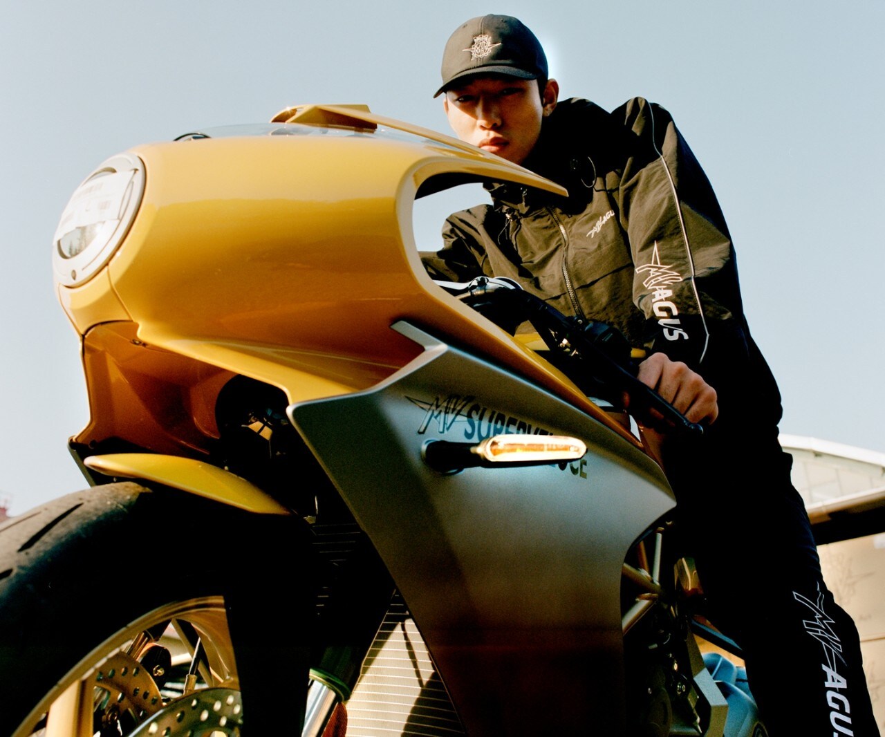 MV Agusta lancia “Logo Level 2”